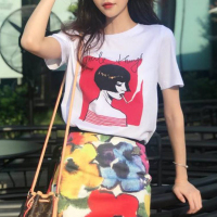 职业阿玛施特2019夏季新款女装正版人物印花宽松休闲短袖T恤衫