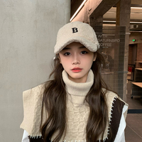 西本时尚新款韩版B字母羊羔毛棒球帽子女冬季保暖学生休闲鸭舌帽