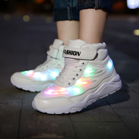 童鞋男童LED亮灯鞋USB可充电发光鞋女童闪光带灯儿童运动鞋小白鞋