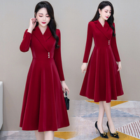 红色连衣裙秋款女装2022年新款潮流显瘦减龄西装领中长款a字裙子