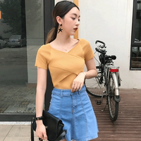 韩版2018新款针织短袖上衣修身V领短袖衫心机气质女夏小性感T恤衫