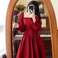 胖妹妹秋冬法式复古赫本风红色长裙大码女装洛丽塔收腰减龄连衣裙