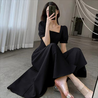 黑色方领连衣裙女夏2022新款法式复古收腰显瘦气质赫本风长款裙子