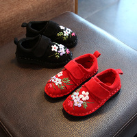 老北京布鞋儿童冬季绣花手工民族风儿童棉鞋牛反绒防滑布鞋一脚蹬