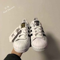 Adidas三叶草Superstar新款女子金标银标贝壳头小白鞋EE8732/8733