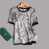 2022夏新款时尚休闲简约版型小清新设计感个性印花大真丝短袖T恤