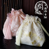 包邮闲原创 中国古风浅粉色双层刺绣夏季女款手提迷你小包包汉服